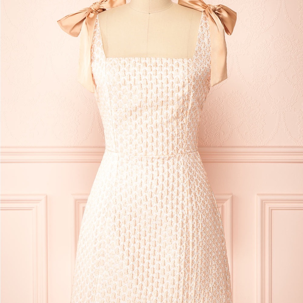 Elegant Cream square neck fitted mini Dress with silk accent bows